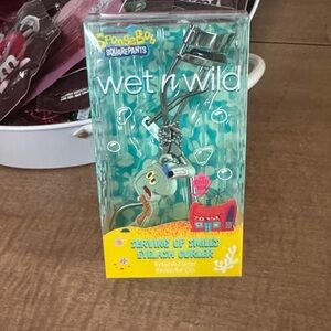 Wet n Wild SpongeBob SquarePants Eyelash Curler